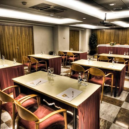 Hotel Zenit Diplomatic Andorra la Vella Esterno foto
