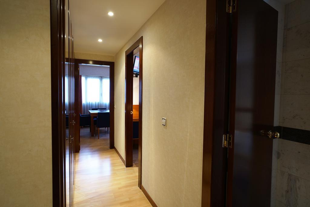 Hotel Zenit Diplomatic Andorra la Vella Esterno foto