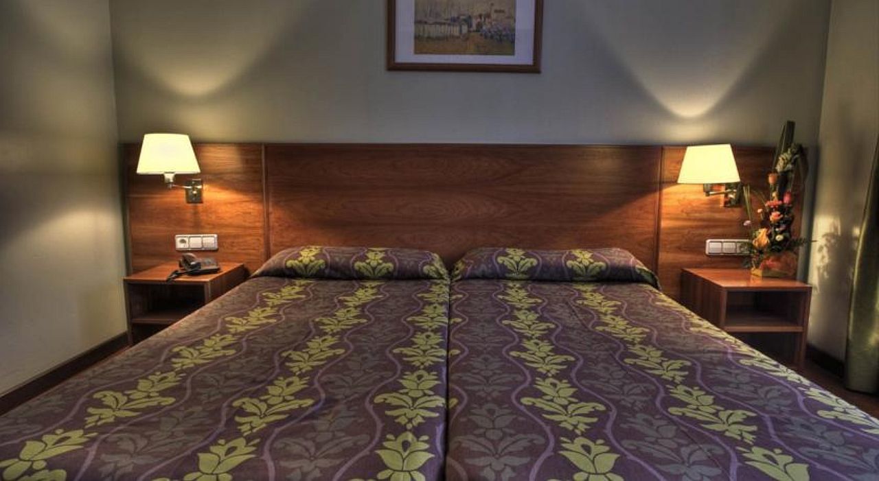 Hotel Zenit Diplomatic Andorra la Vella Esterno foto